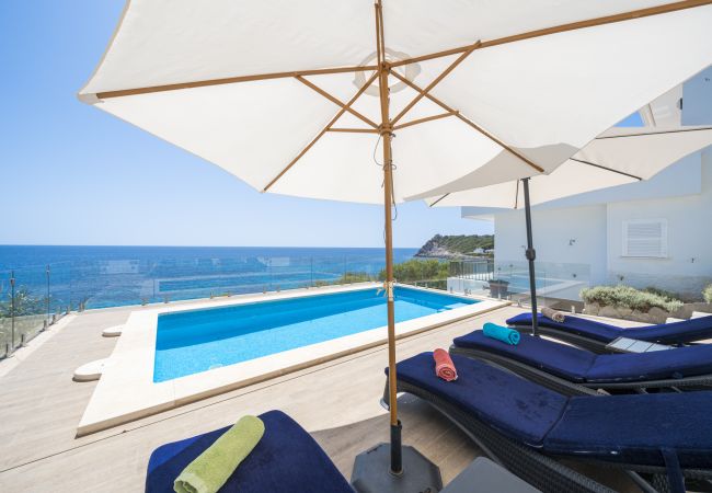 Chalet en Capdepera - Casa Carol on the rocks MHM-piscina,A/C,wifi grati
